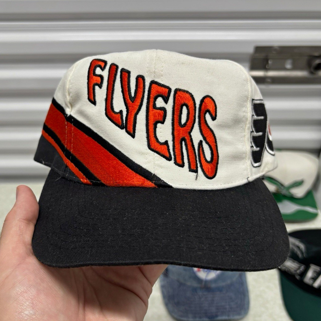 Wow Rare Vintage 90’s Philadelphia Flyers Apex One Snapback Hat Wow Rare Vintage 90’s Philadelphia Flyers Apex One Snapback Hat