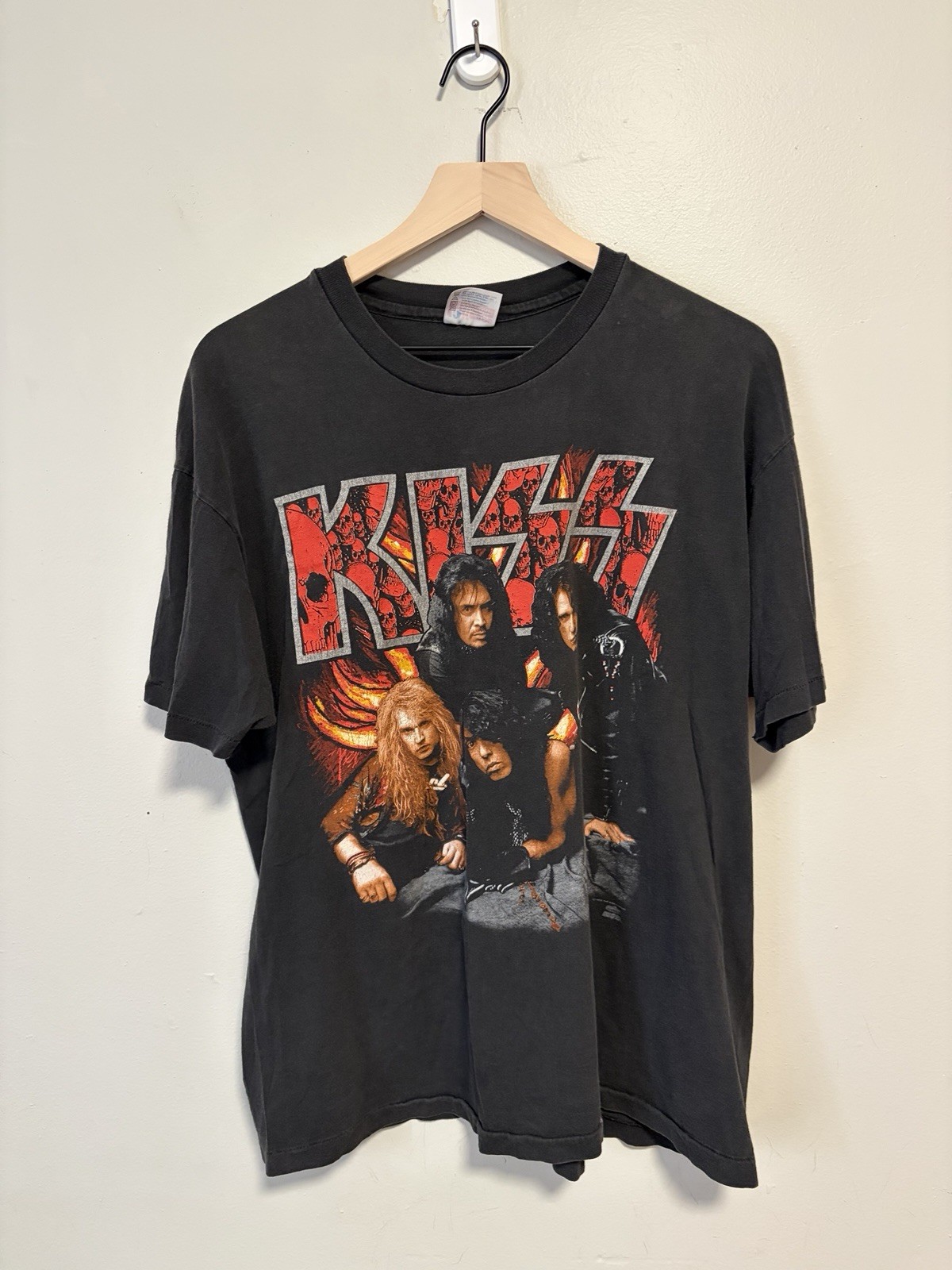Vintage 90s Kiss Revenge Tour T Shirt Pop Metal Rock Band Size XL Made In USA Vintage 90s Kiss Revenge Tour T Shirt Pop Metal Rock Band Size XL Made In USA
