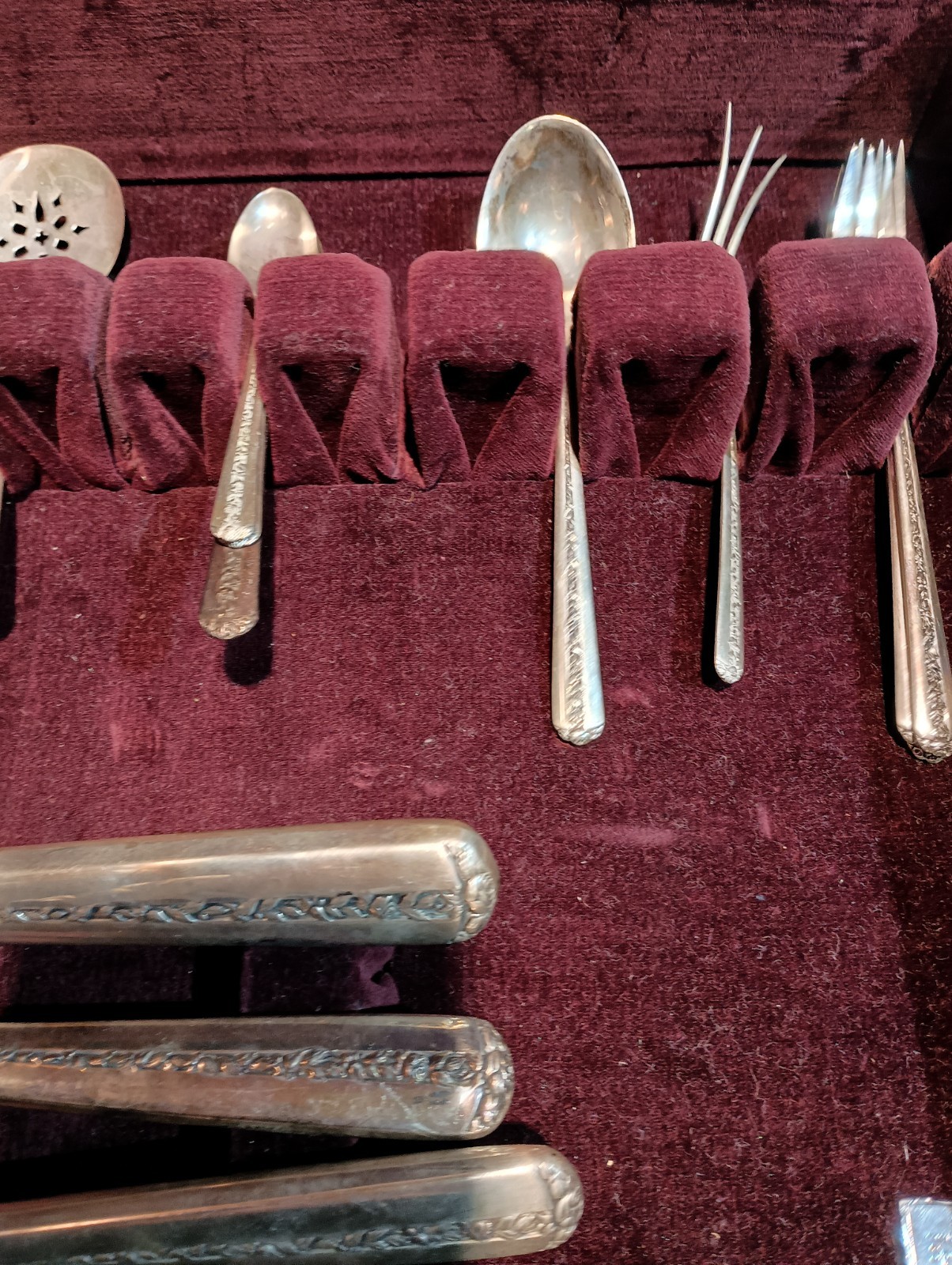 1937 Towle sterling siver flatware 58 pieces Ramblin Rose plus box
