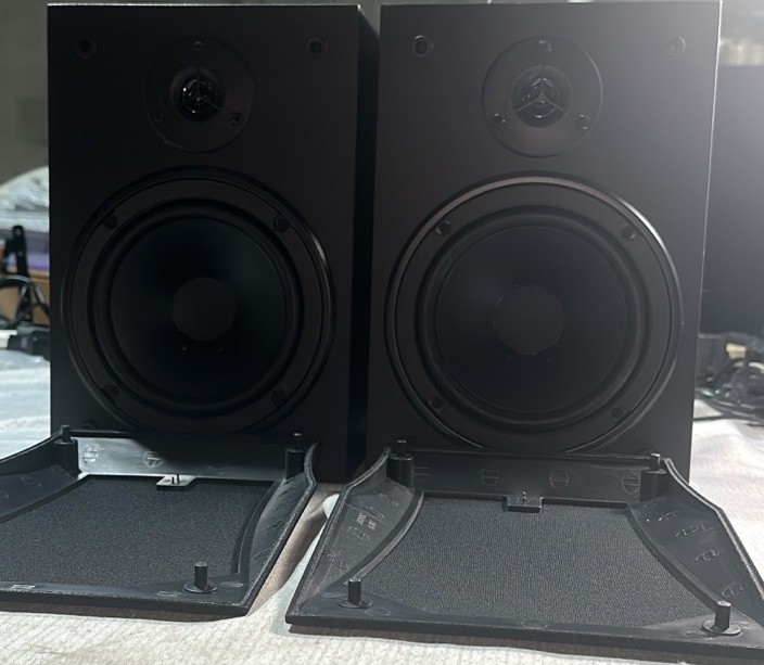 Yamaha NS-A528 Bookshelf Speakers(Matching Pair) 8-Ohms-60W Max. -Tested-EUC-Vtg