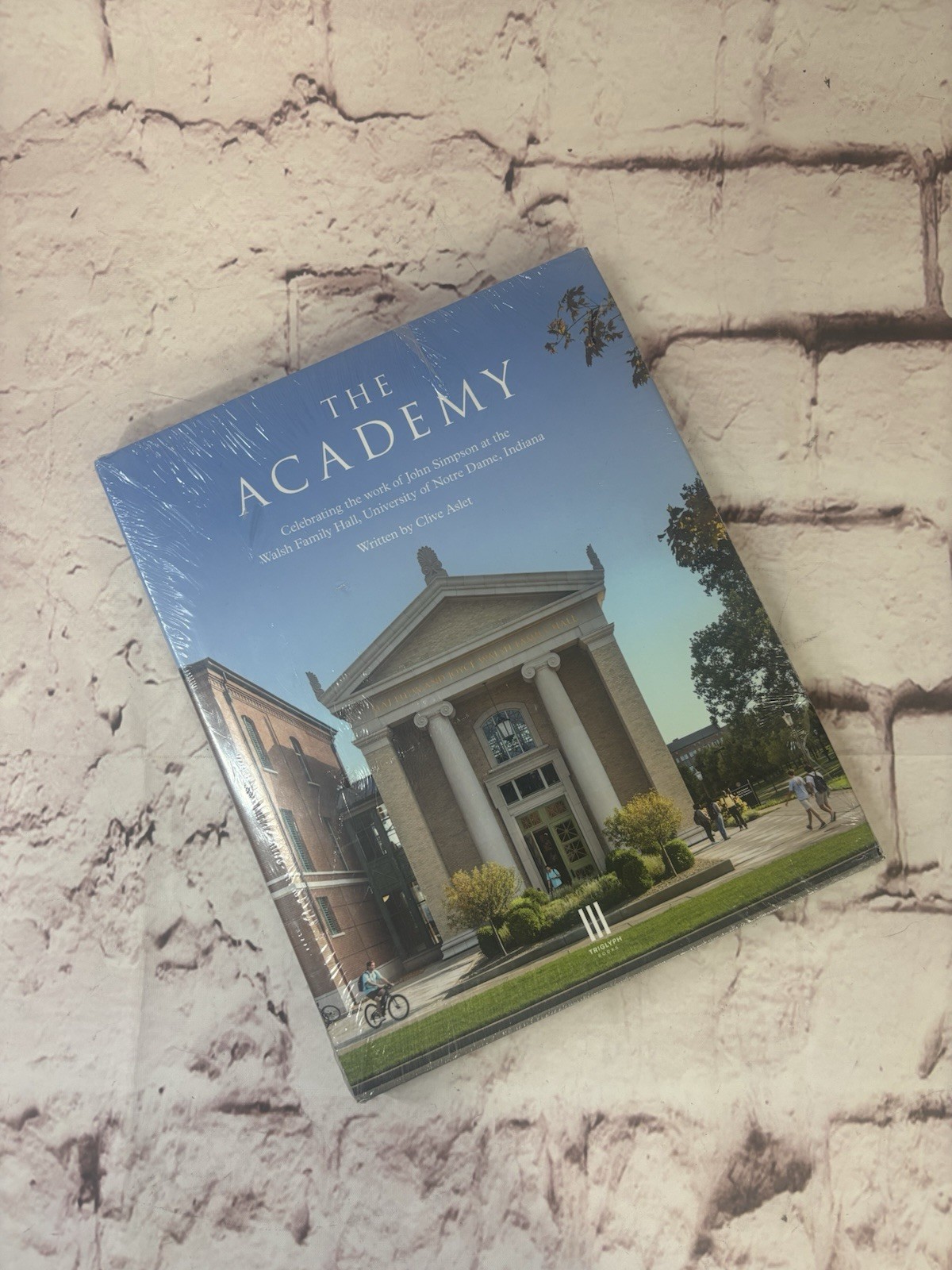 THE ACADEMY by Clive Aslet (Hardback Book) NEW & SEALED THE ACADEMY by Clive Aslet (Hardback Book) NEW & SEALED