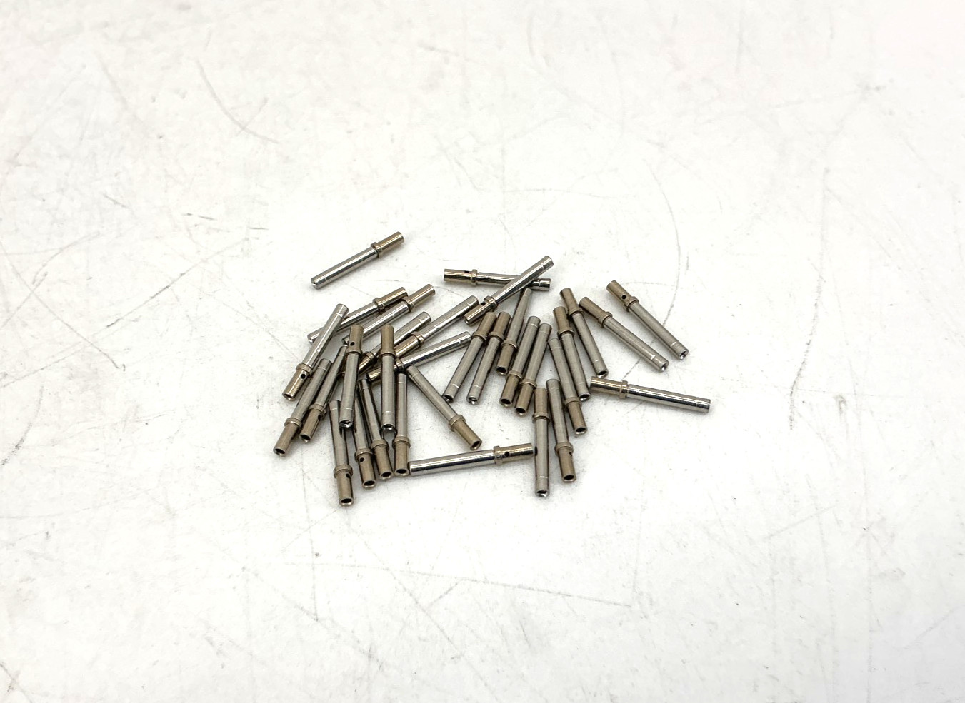 Lot of 32 New Deutsch 0462-201-20141 Contact Socket / Female Pin 20AWG