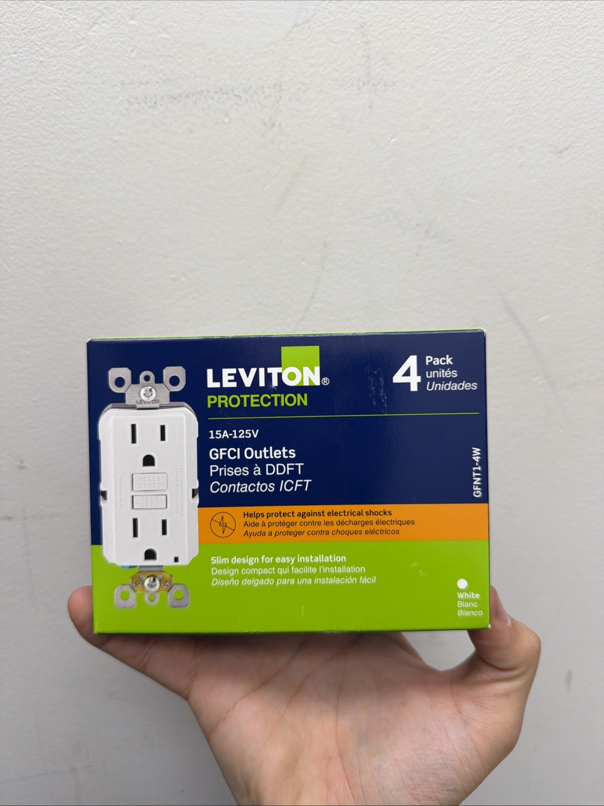 Leviton M42 GFNT1-4W 15A-125V Duplex Outlet - White - (Pack of 4)