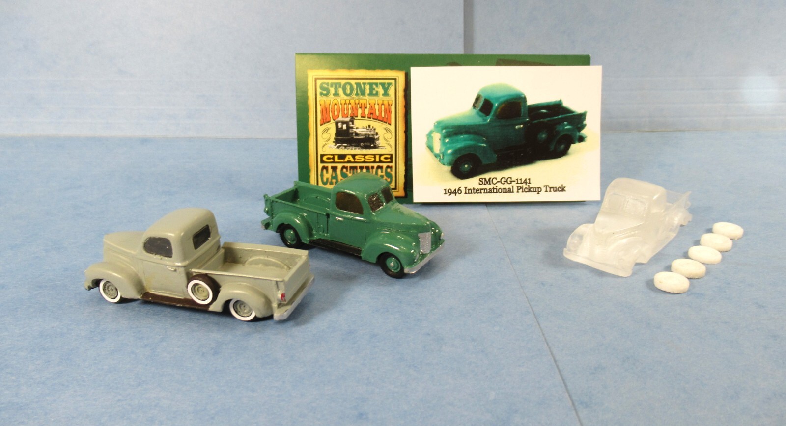 New SMC-GG-1141 1946 International Pickup Truck  HO-1/87 Scale Clear Resin Kit