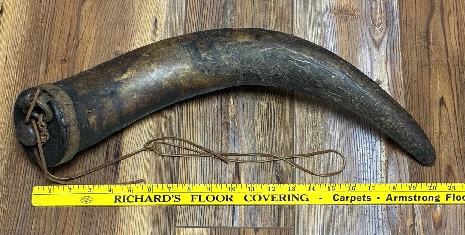 Large Antique Primitive  Cow/Bull Powder Horn 21” Long