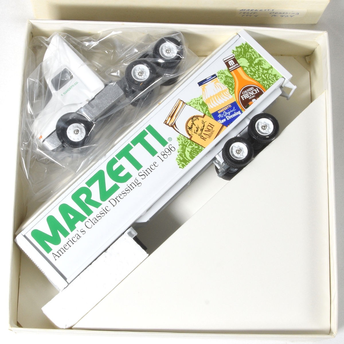 Vintage Winross Marzetti Dressing 1:64 Diecast Semi Truck and Trailer NEW Vintage Winross Marzetti Dressing 1:64 Diecast Semi Truck and Trailer NEW