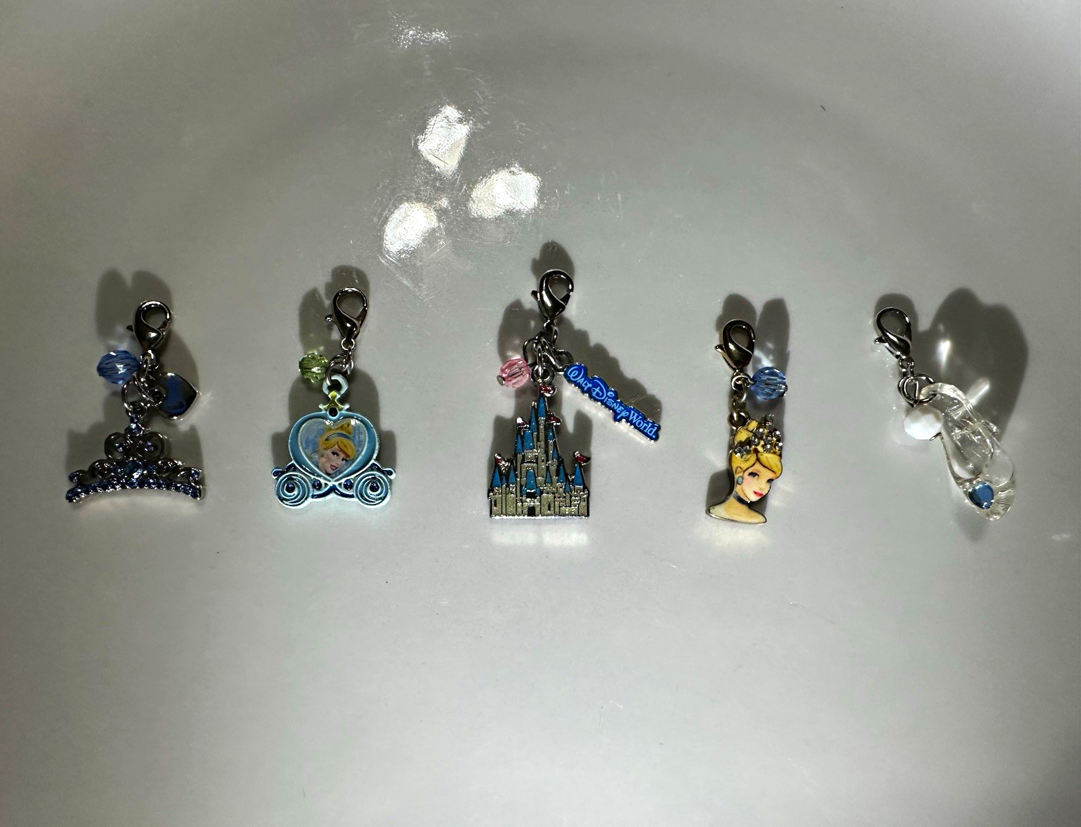 Disney World park Cinderella Princess Dangle Charm 5 Lobster Clasp exclusive  Disney World park Cinderella Princess Dangle Charm 5 Lobster Clasp exclusive 