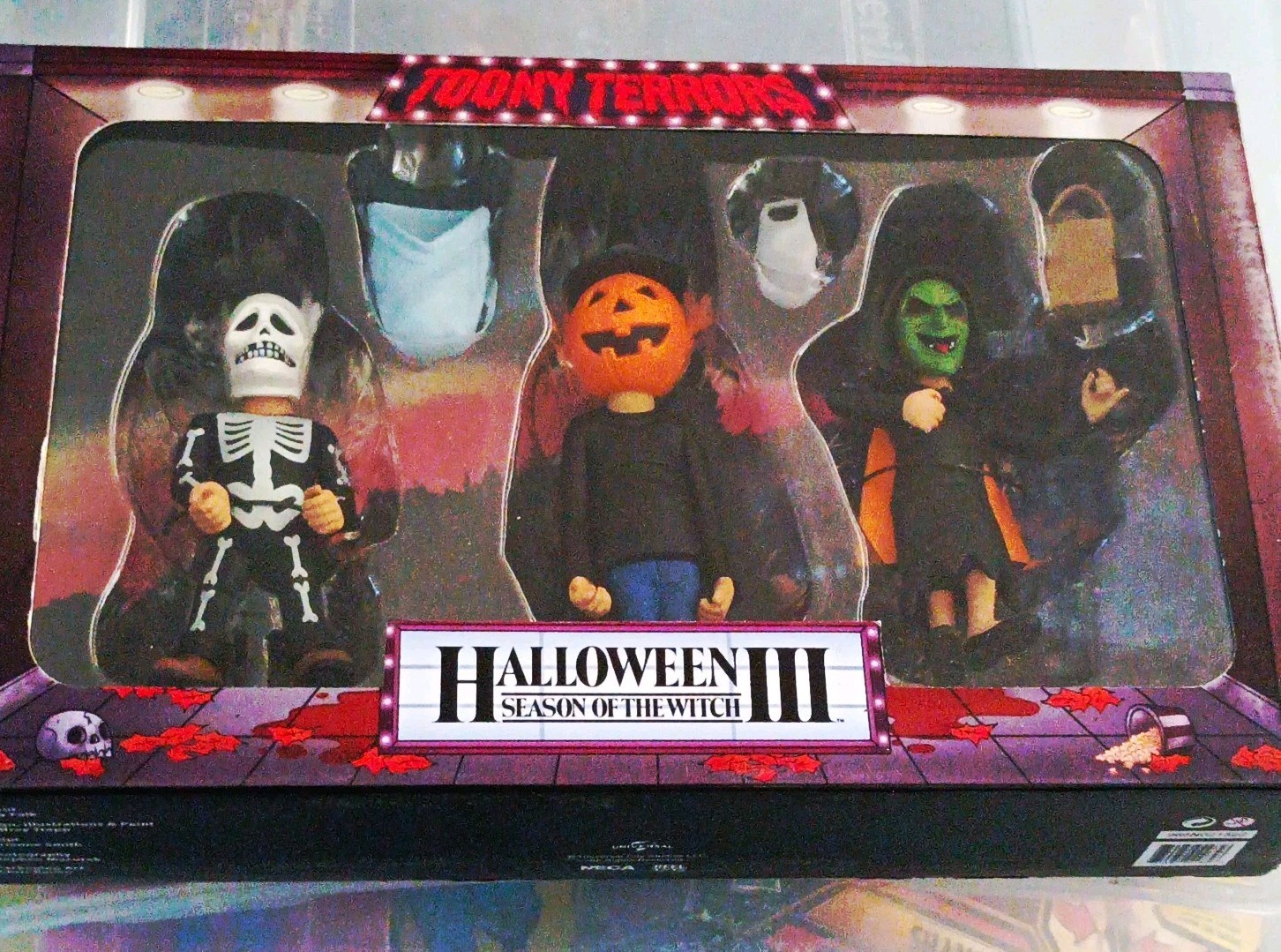 Toony Terrors Halloween III Season of the Witch Boxed 3-Figure Set Toony Terrors Halloween III Season of the Witch Boxed 3-Figure Set