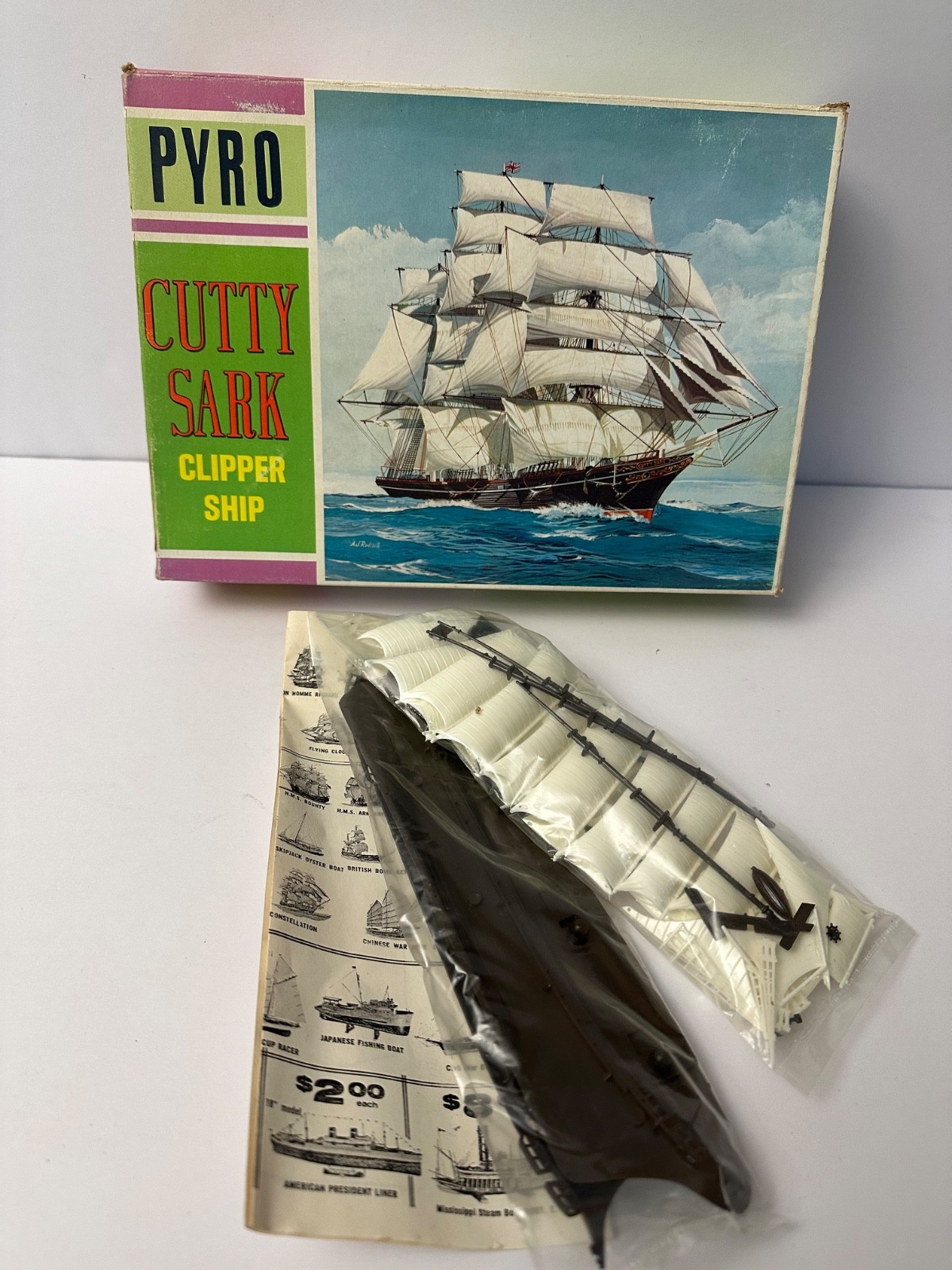 VINTAGE 1960\'S PYRO HISTORIC SAILING SHIPS VINTAGE 1960\'S PYRO HISTORIC SAILING SHIPS