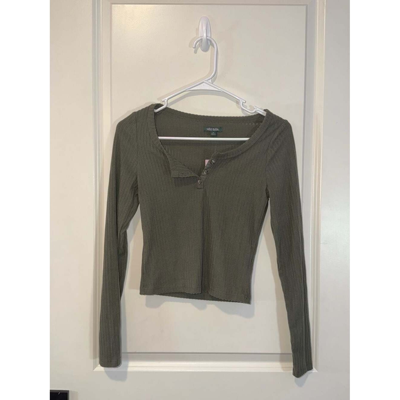 Olive Green Ribbed Long Sleeve Crop Top Size XS New with Tags