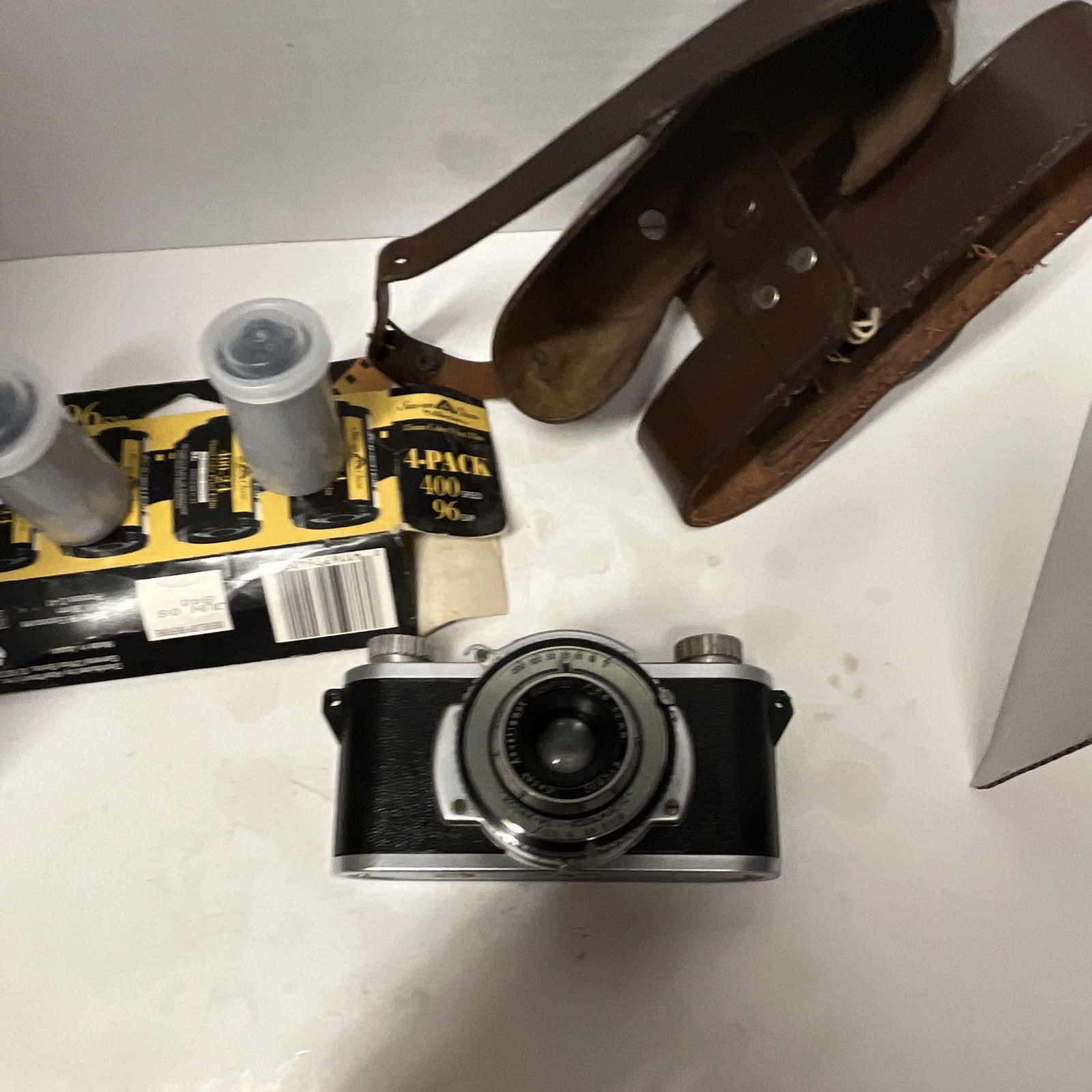 Kodak 35 Vintage 35mm Film Camera, Silver, Brown Leather Case Included Kodak 35 Vintage 35mm Film Camera, Silver, Brown Leather Case Included