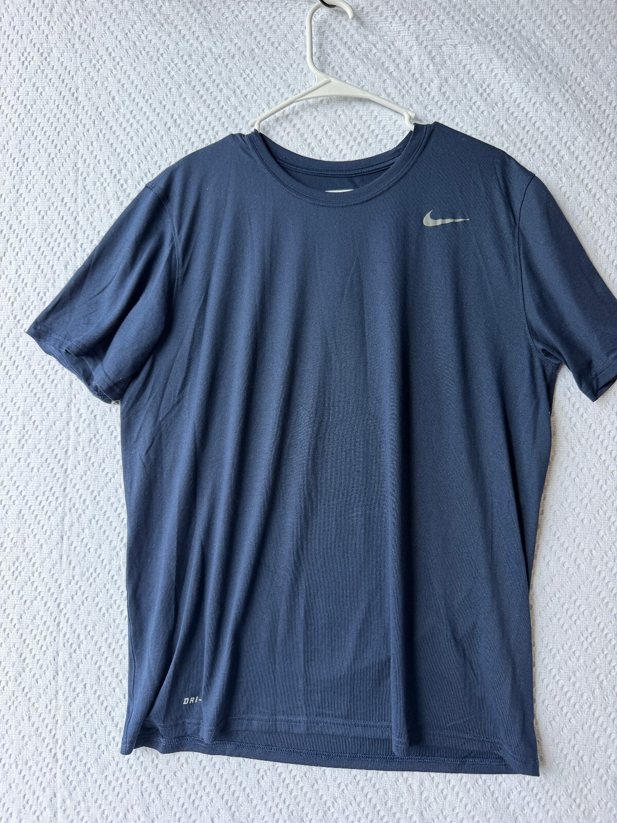 Nike Dri-FIT Men’s Navy Blue Short Sleeve Swoosh T-Shirt Size L
