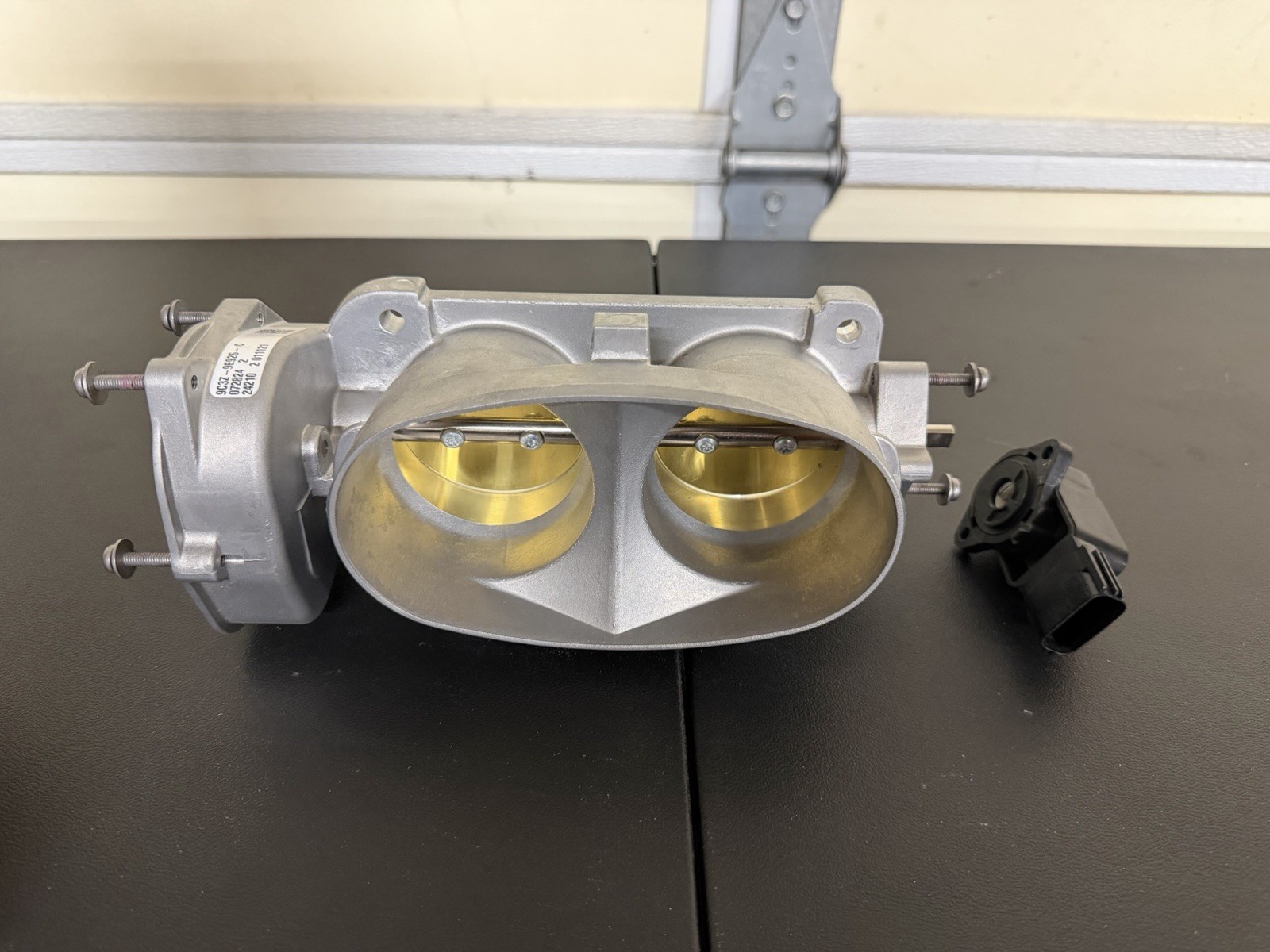 2007-2014 Shelby Gt500/2004-2019 6.8.v10 trucks Throttle Body 2007-2014 Shelby Gt500/2004-2019 6.8.v10 trucks Throttle Body