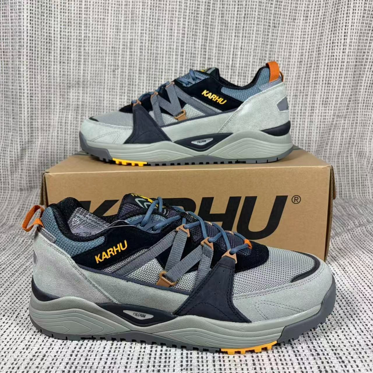 Karhu Fusion XC \'Abbey Stone Gunmetal\' Men\'s Shoes F830002 Karhu Fusion XC \'Abbey Stone Gunmetal\' Men\'s Shoes F830002