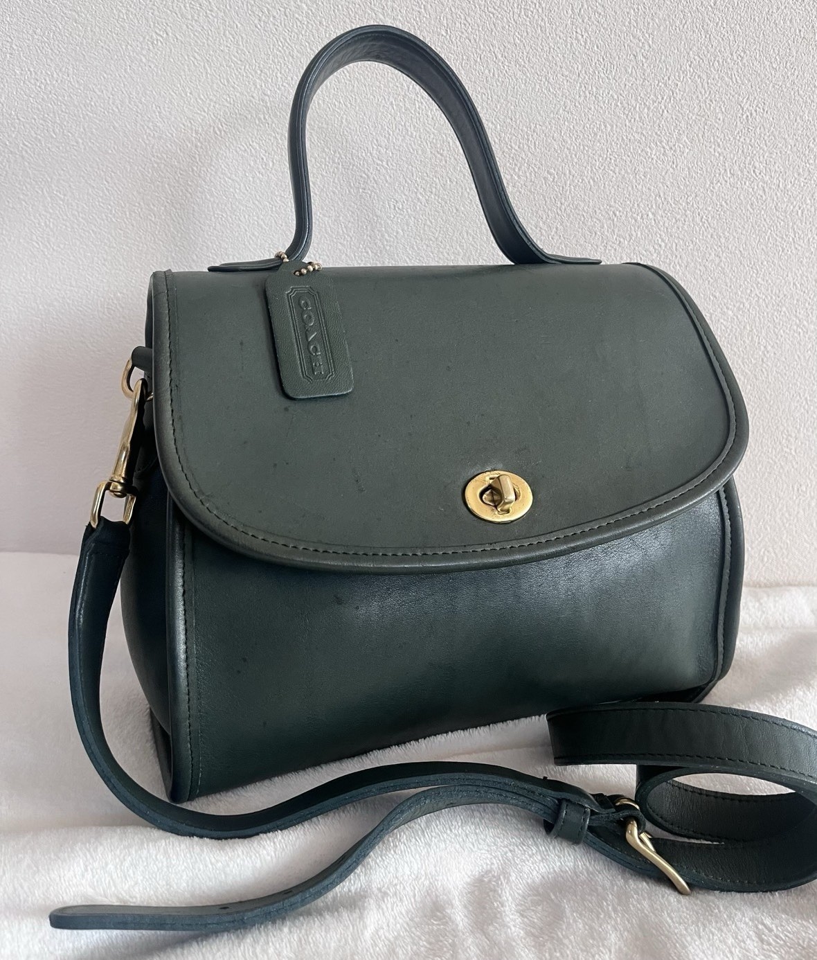 Vintage Coach Manor Bag 9977 Bottle Green Turn lock Shoulder Strap Forest Fairy