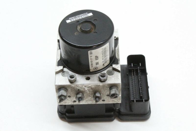 2009-2010 Mercedes C230 ABS Anti-Lock Brake Pump Assembly OEM