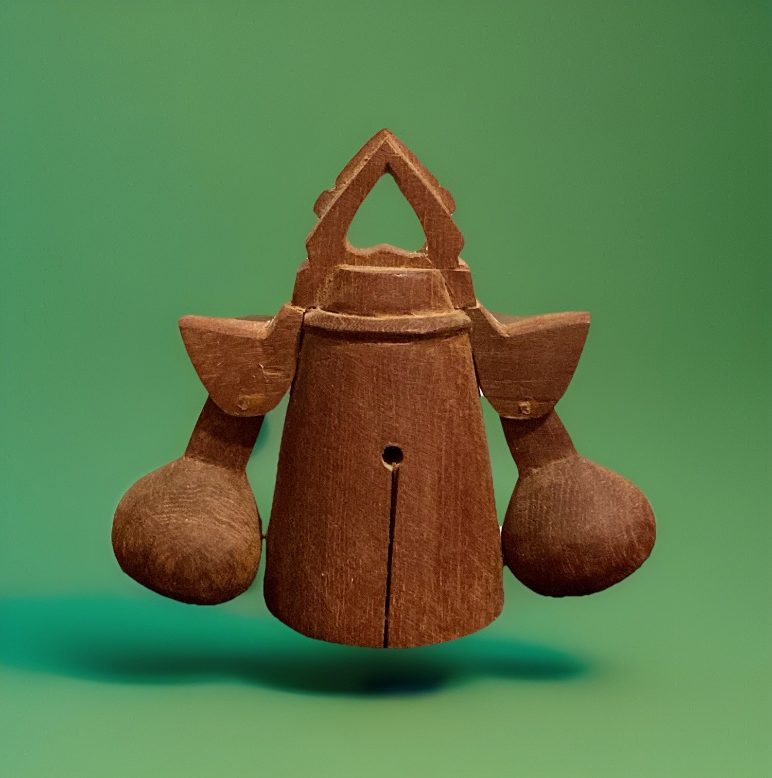 Vintage/Antique Wooden Bell 🔔 (Originally For Livestock/Goats) 🐐 Vintage/Antique Wooden Bell 🔔 (Originally For Livestock/Goats) 🐐