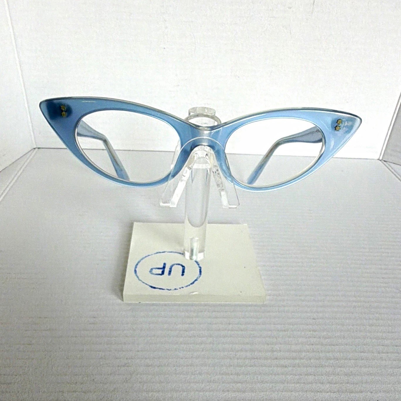 NOS Vintage Victory Optical Company Cat Eye Glasses Pearlized Light Blue 50e/60s