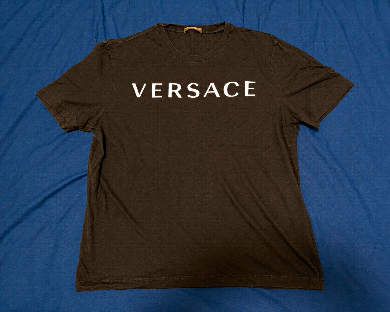 Versace Black Medusa Logo Graphic Crew Neck Short Sleeve Cotton Tee XL Versace Black Medusa Logo Graphic Crew Neck Short Sleeve Cotton Tee XL