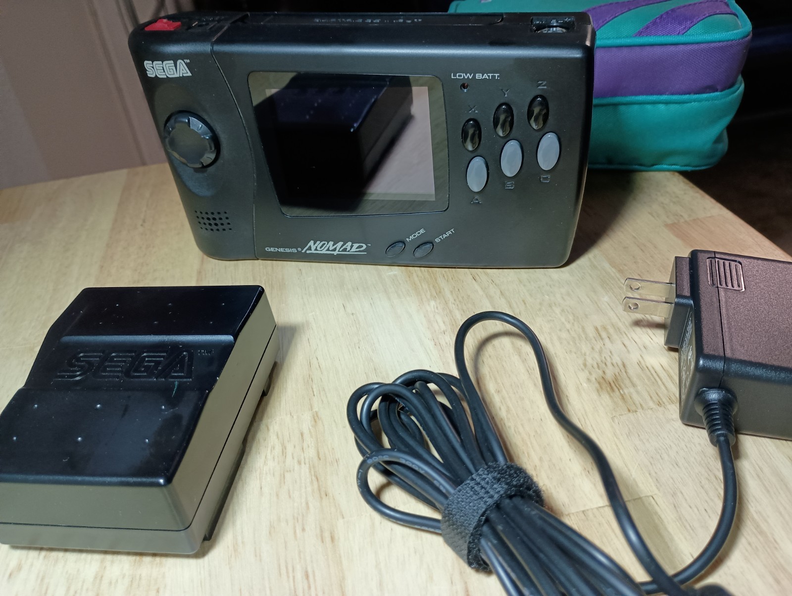Sega Genesis Nomad + battery pack, tested