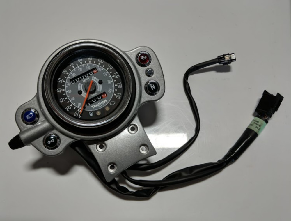 06-17 Triumph Bonneville Scrambler Speedometer Gauge T2503138 0 Miles