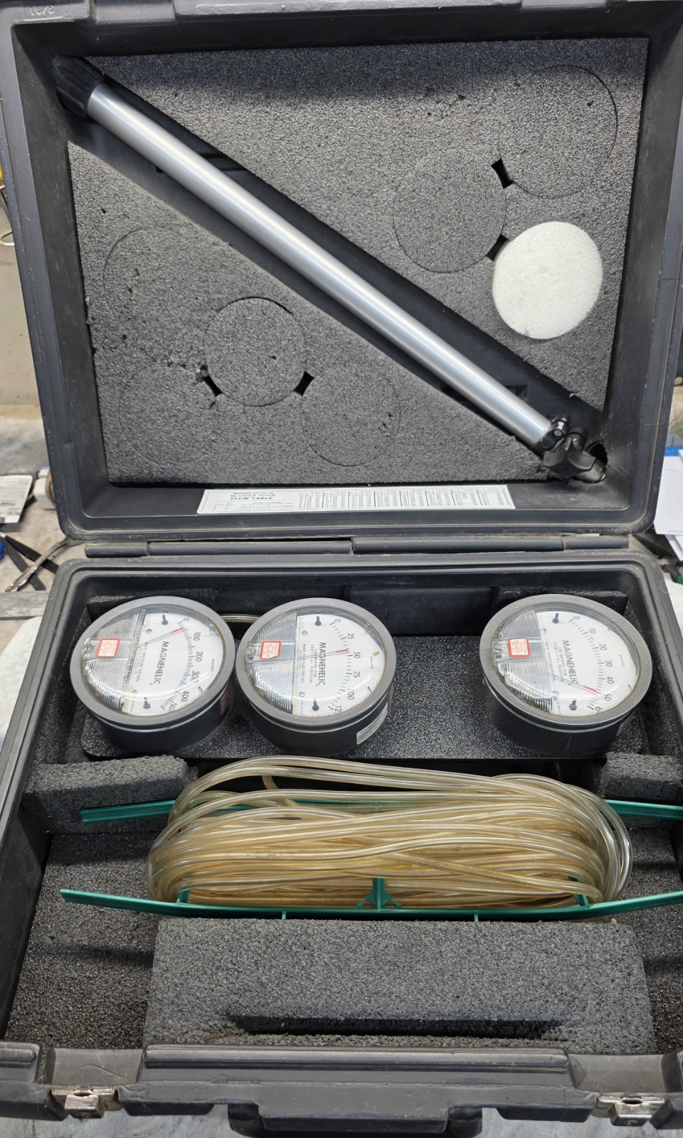 Vintage Minneapolis Blower Door Analog Gauge Kit Dwyer Magnehelic Panel Set Case