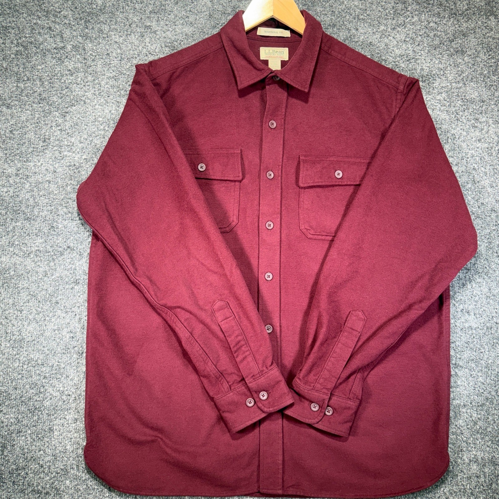L.L. Bean Chamois Cloth Shirt Mens Large Maroon Traditional Fit Heavy Cotton