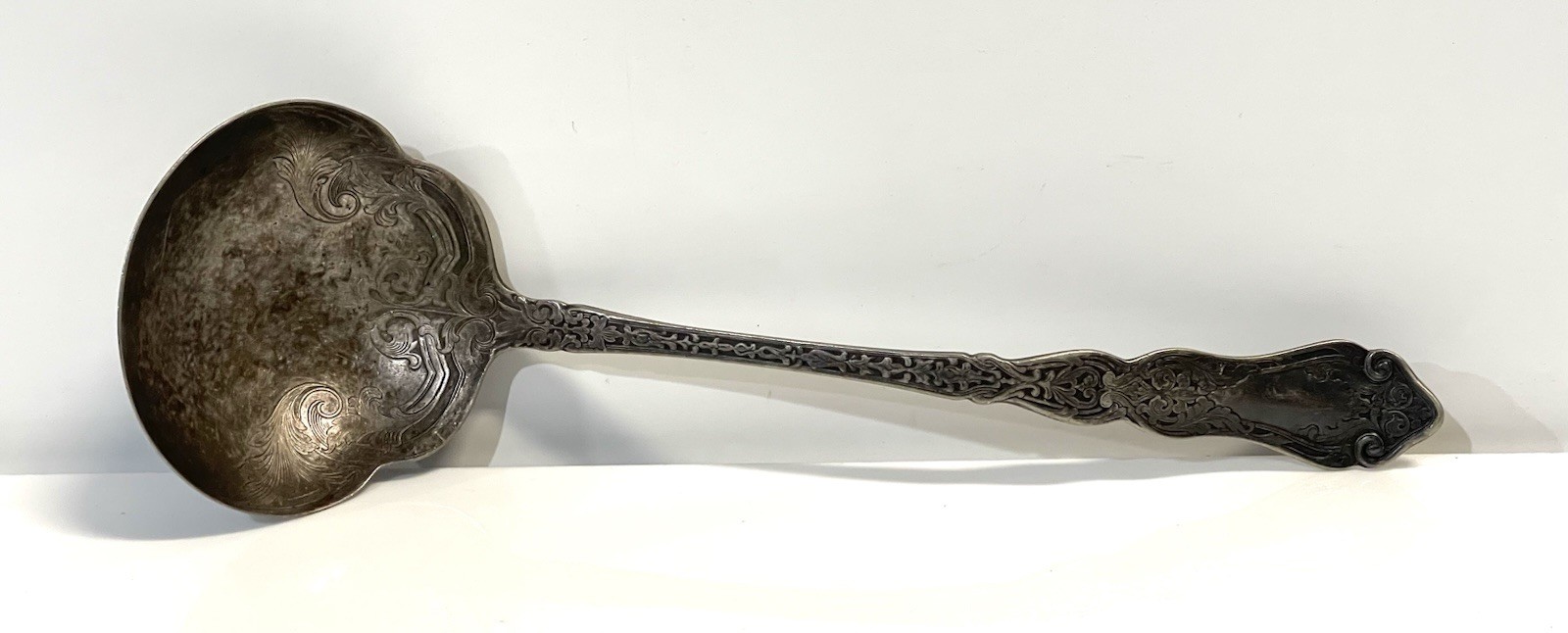 Antique WM Rogers & Son AA 1900 Ornate Silver Plate Ladle Antique WM Rogers & Son AA 1900 Ornate Silver Plate Ladle