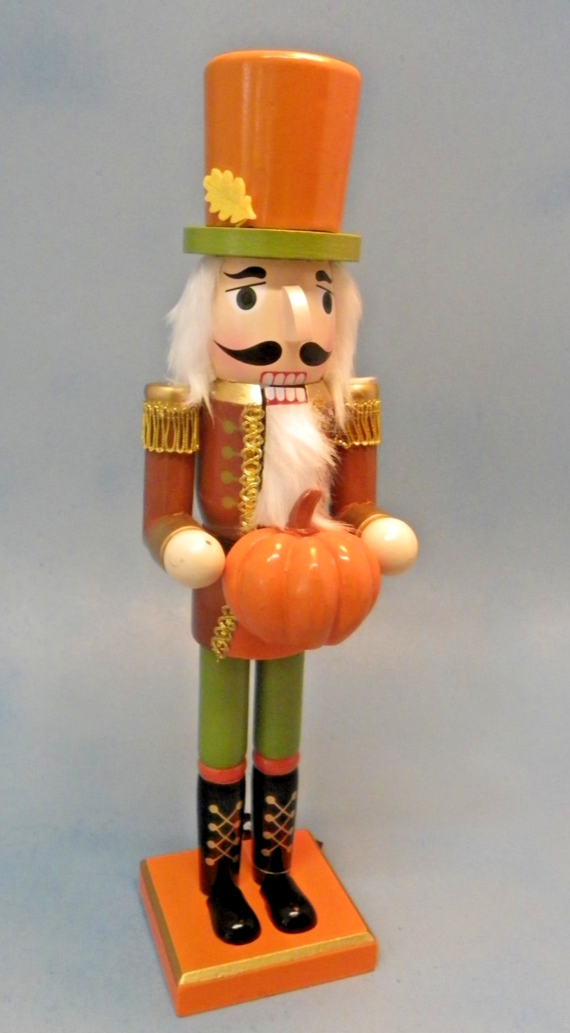NEW Robert Stanley Orange Pumpkin Wood Nutcracker Fall Classics Hobby Lobby 14\