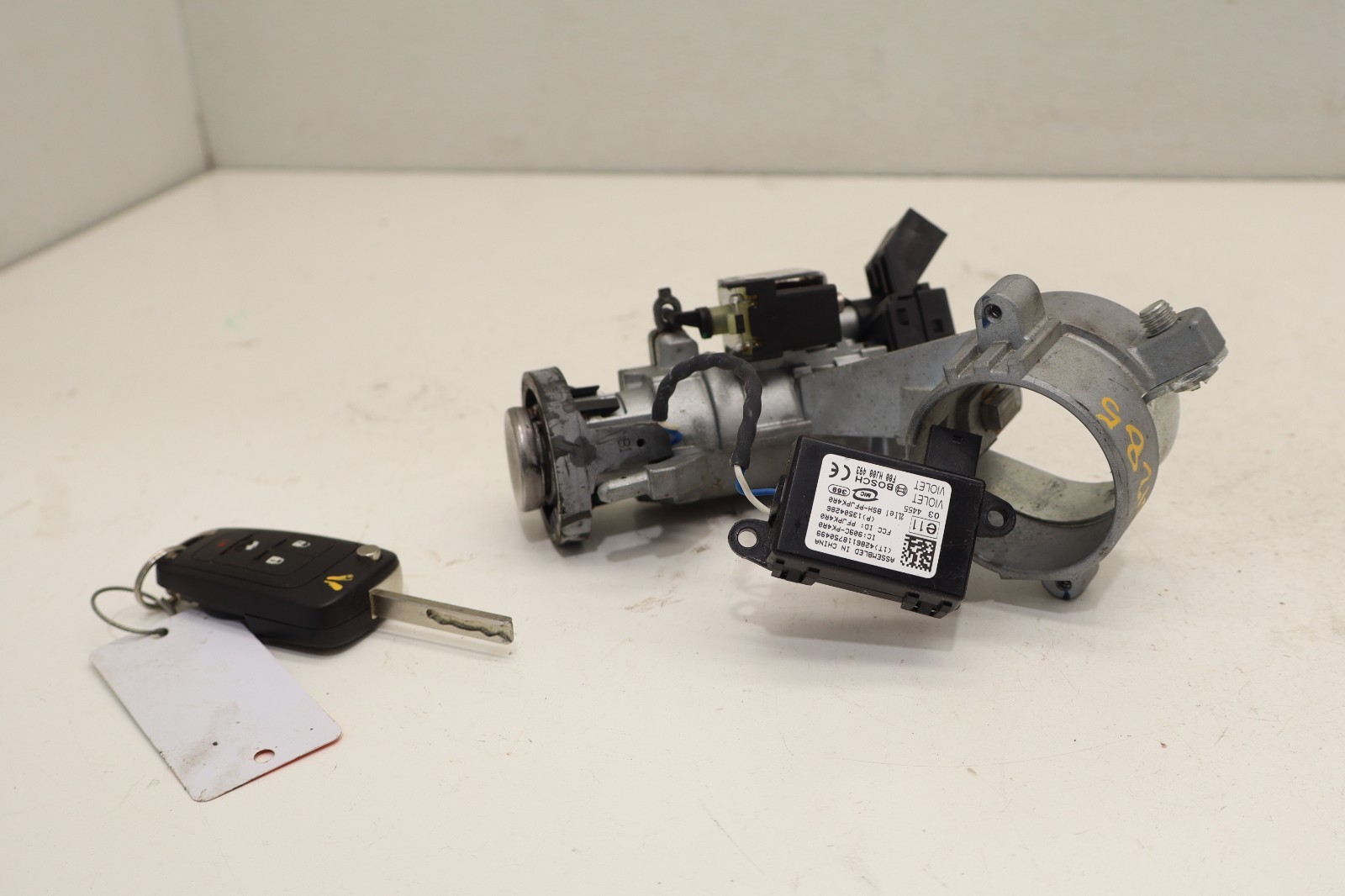 2012-2013 CHEVROLET CRUZE IGNITION SWITCH LOCK W/KEY & IMMOBILIZER OEM 13504286