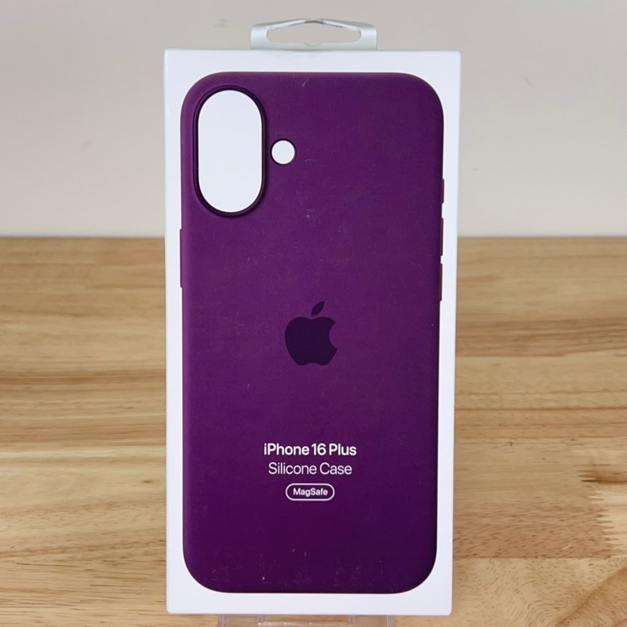 Original Apple iPhone 16 Plus Silicone Case with MagSafe - Plum