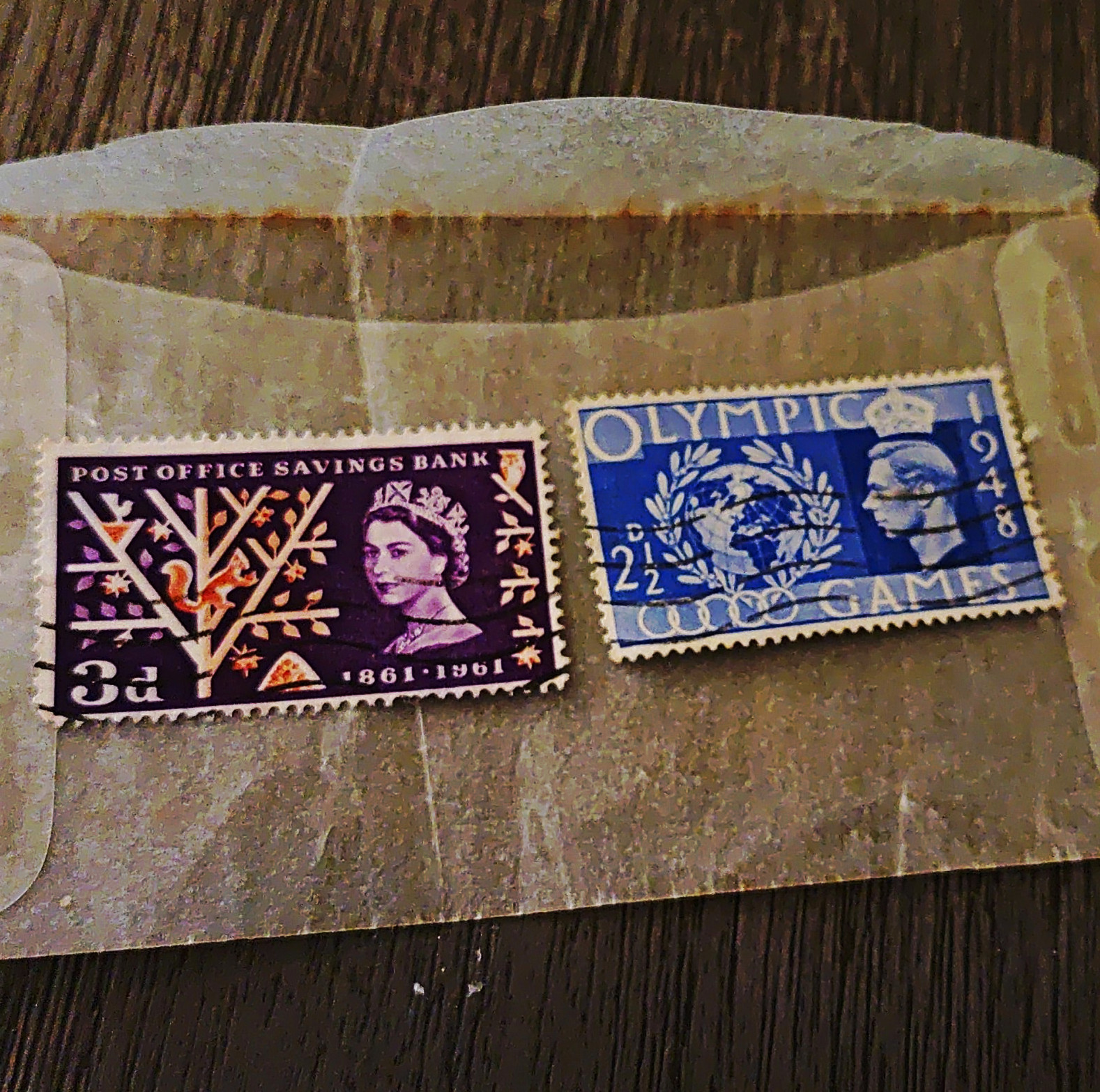 Great Britain Elizabeth II Used Stamps 3d Savings Bank & 2½d Olympics Great Britain Elizabeth II Used Stamps 3d Savings Bank & 2½d Olympics