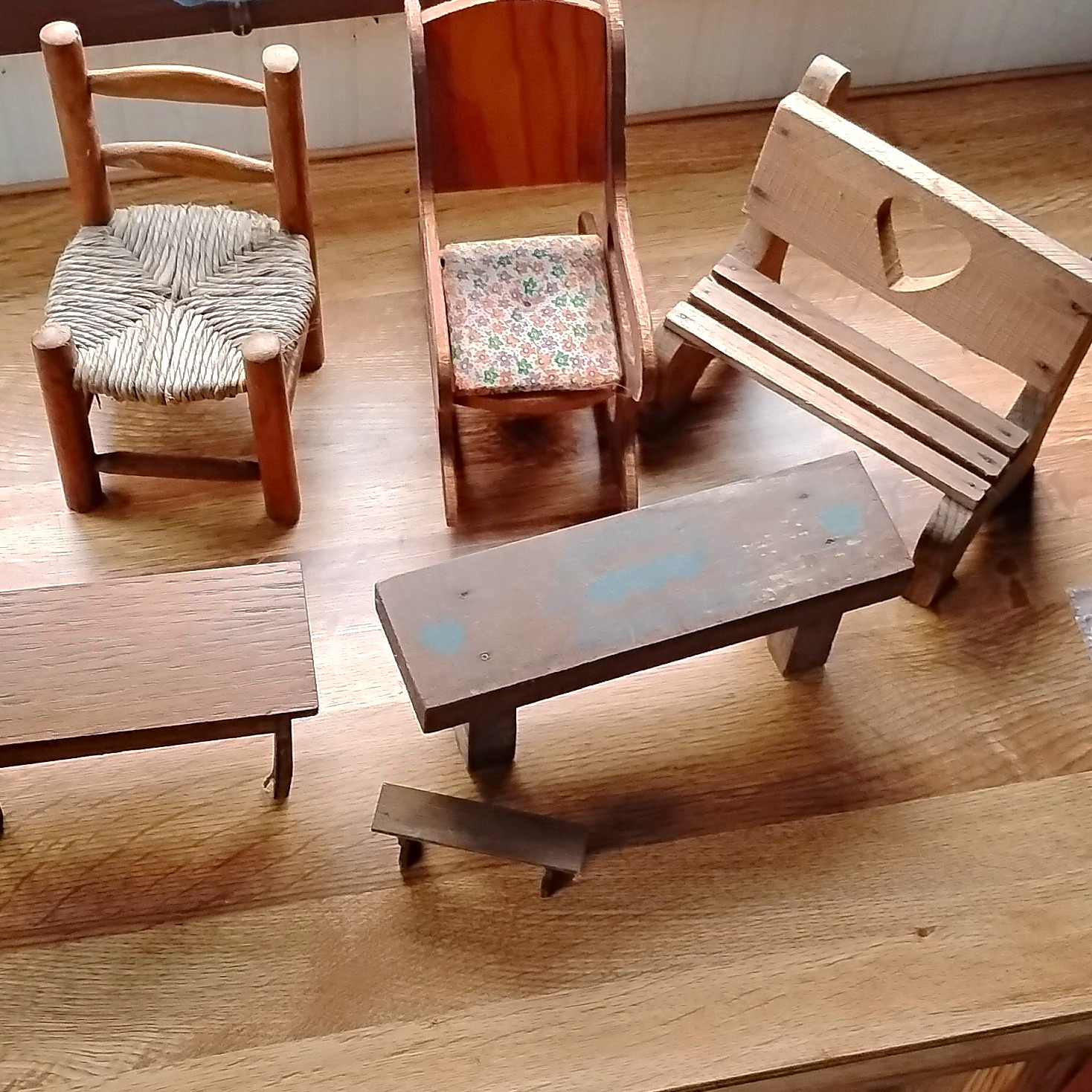 Vintage Handmade Wood Dollhouse Miniature Furniture Lot,