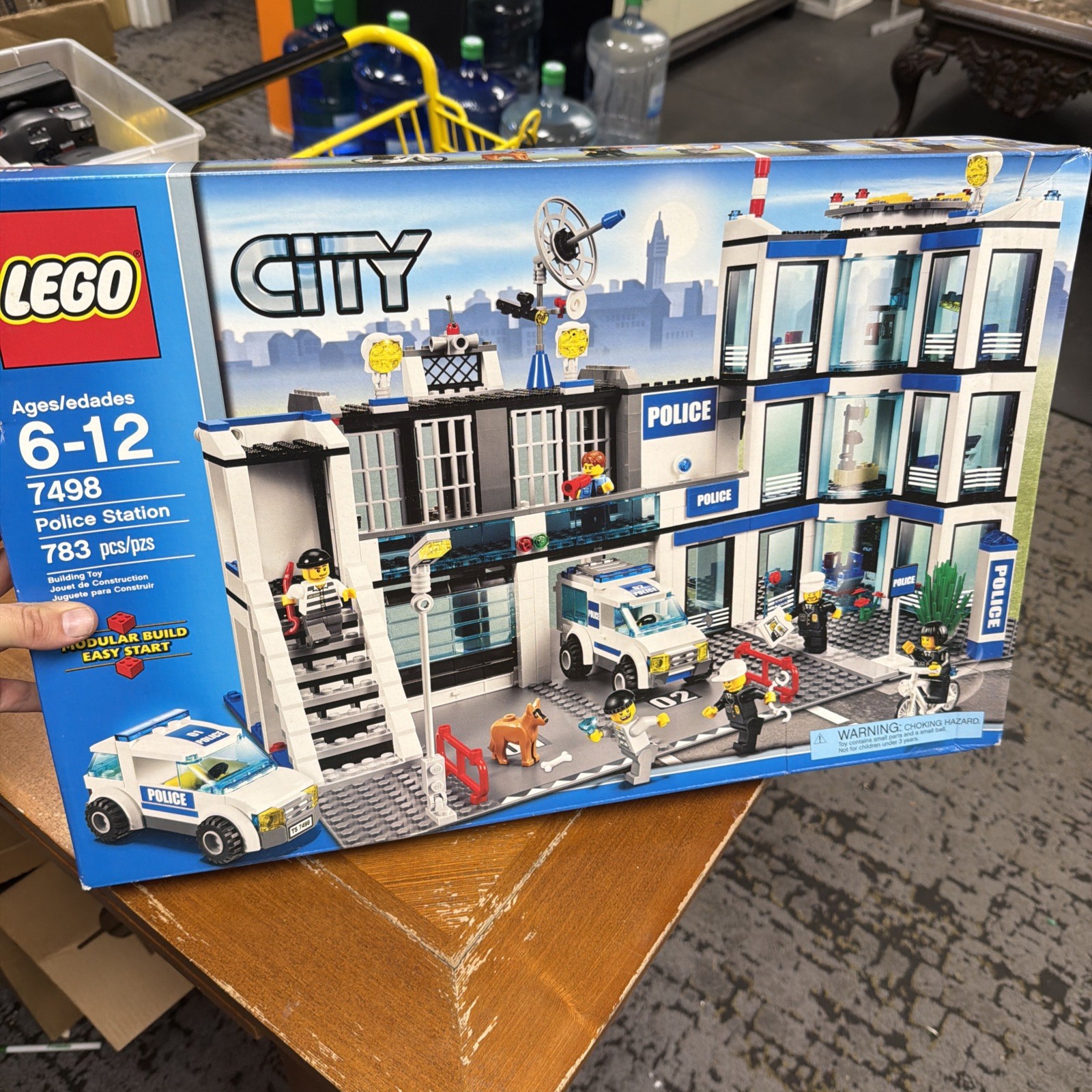 LEGO CITY 7498 POLICE STATION NEW IN BOX SEALED RETIRED TOY SET 2011 NISB