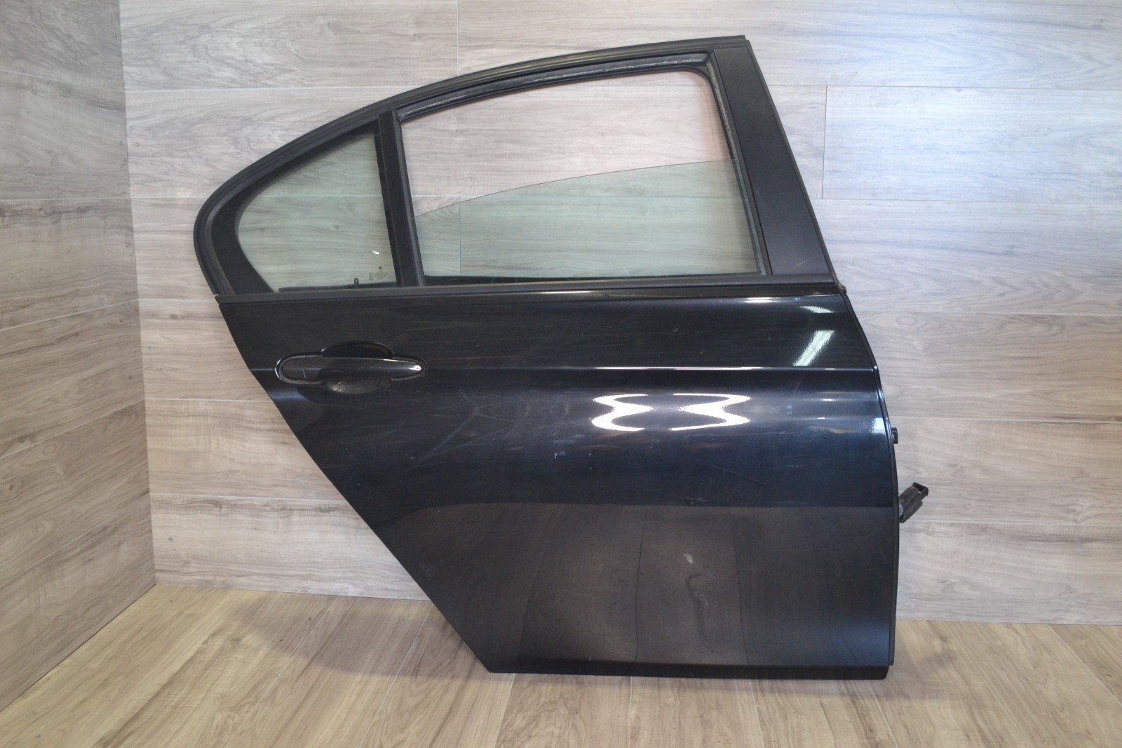 2012-2018 BMW F30 3-Series Rear Right Side Door Complete Assembly Black 475/ OEM 2012-2018 BMW F30 3-Series Rear Right Side Door Complete Assembly Black 475/ OEM