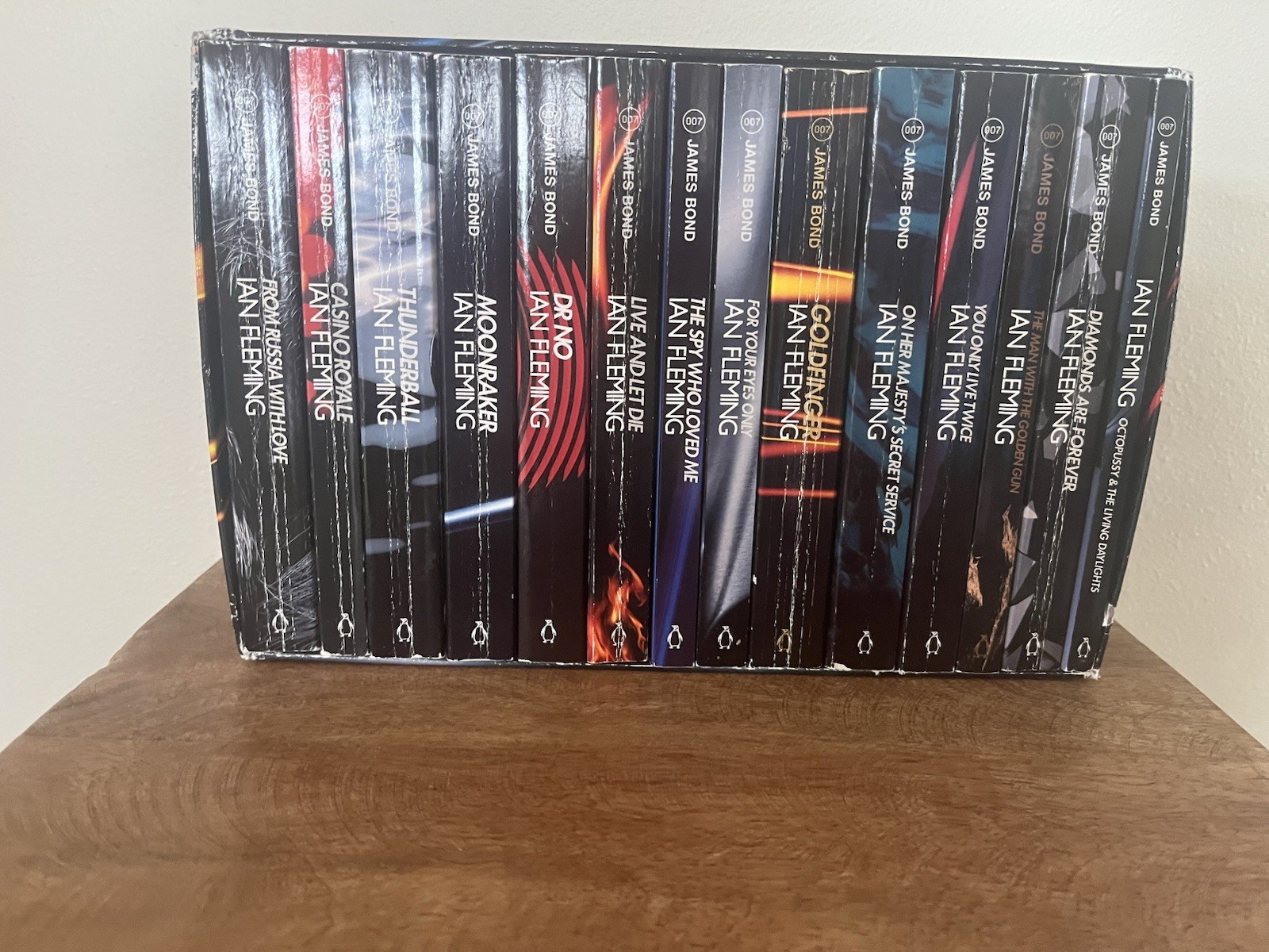 James Bond 007 14 Book Paperback Box Set Ian Fleming Penguin ISBN 0140910018 James Bond 007 14 Book Paperback Box Set Ian Fleming Penguin ISBN 0140910018