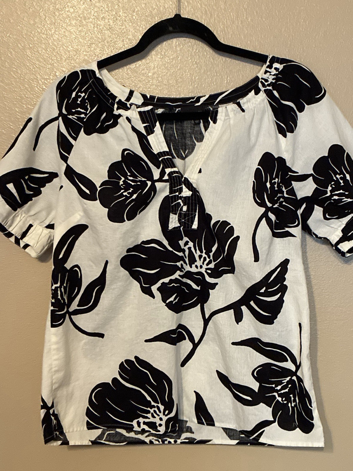 Talbots Black And White Cotton/Linen Blend Short Sleeve Top Size S