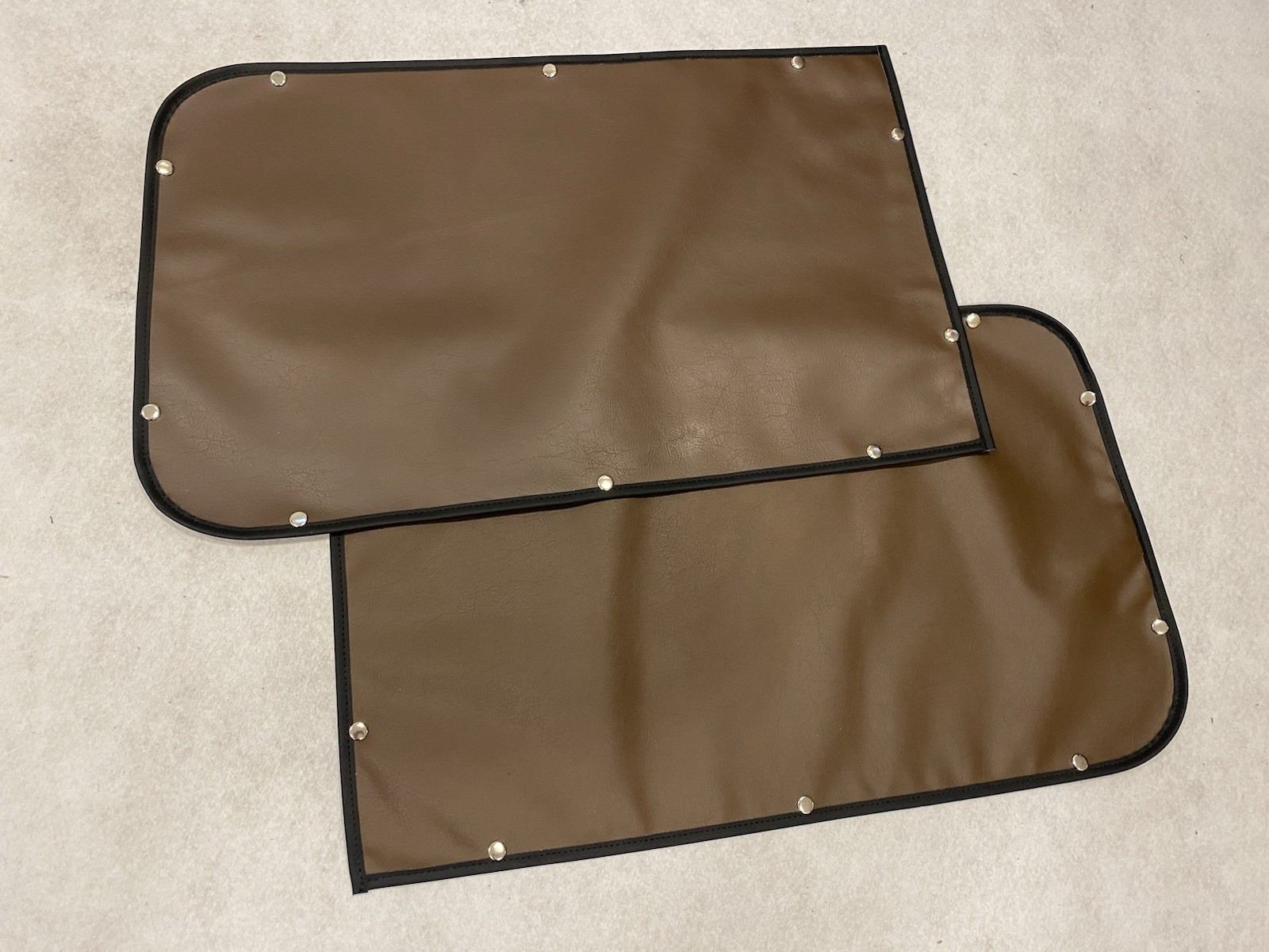 Volvo VNL 860 2018-2024 Sleeper Window Curtains Left Right Pair Volvo VNL 860 2018-2024 Sleeper Window Curtains Left Right Pair