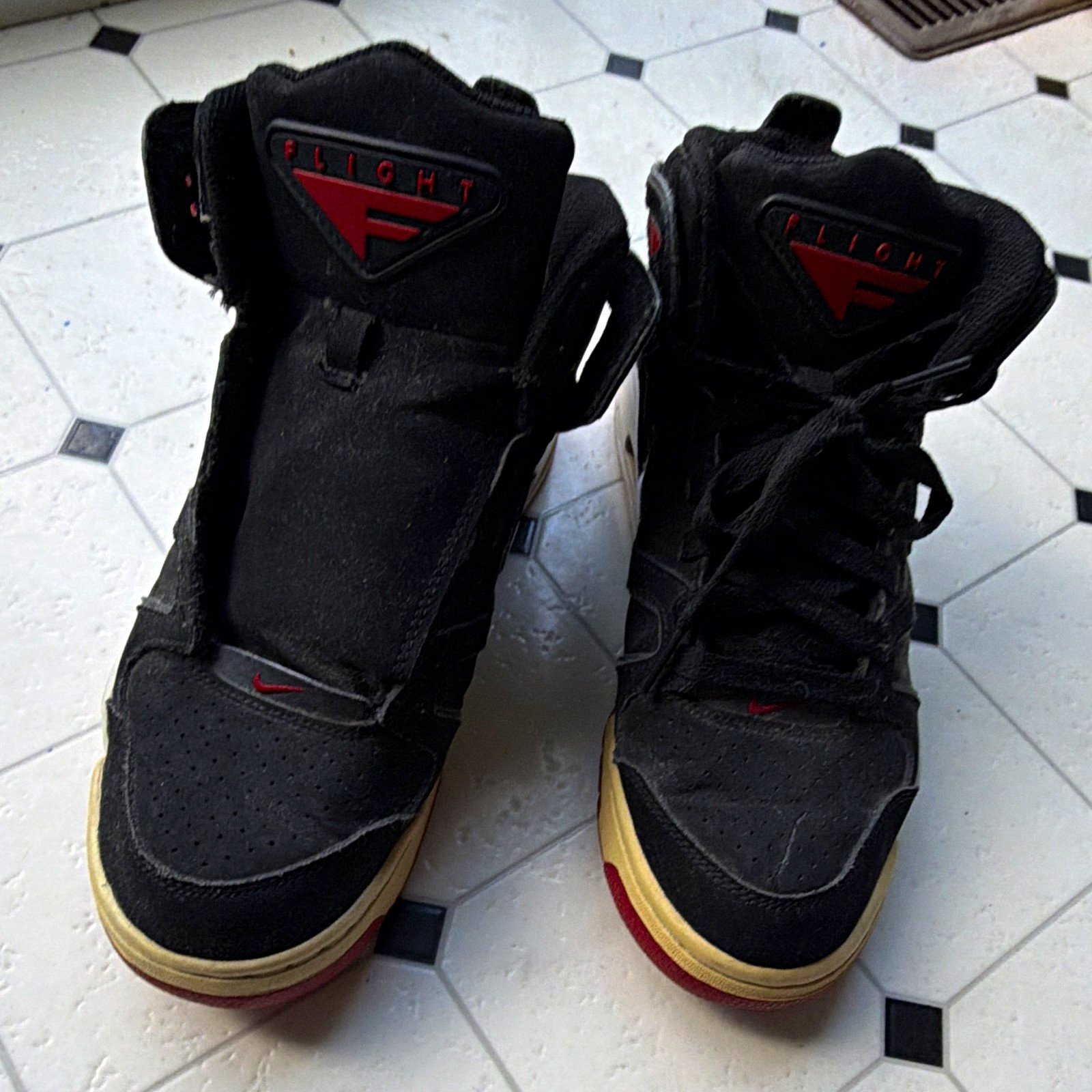 Nike Air Flight High Top Basketball Sneakers Black/Red -no laces on left shoe Nike Air Flight High Top Basketball Sneakers Black/Red -no laces on left shoe