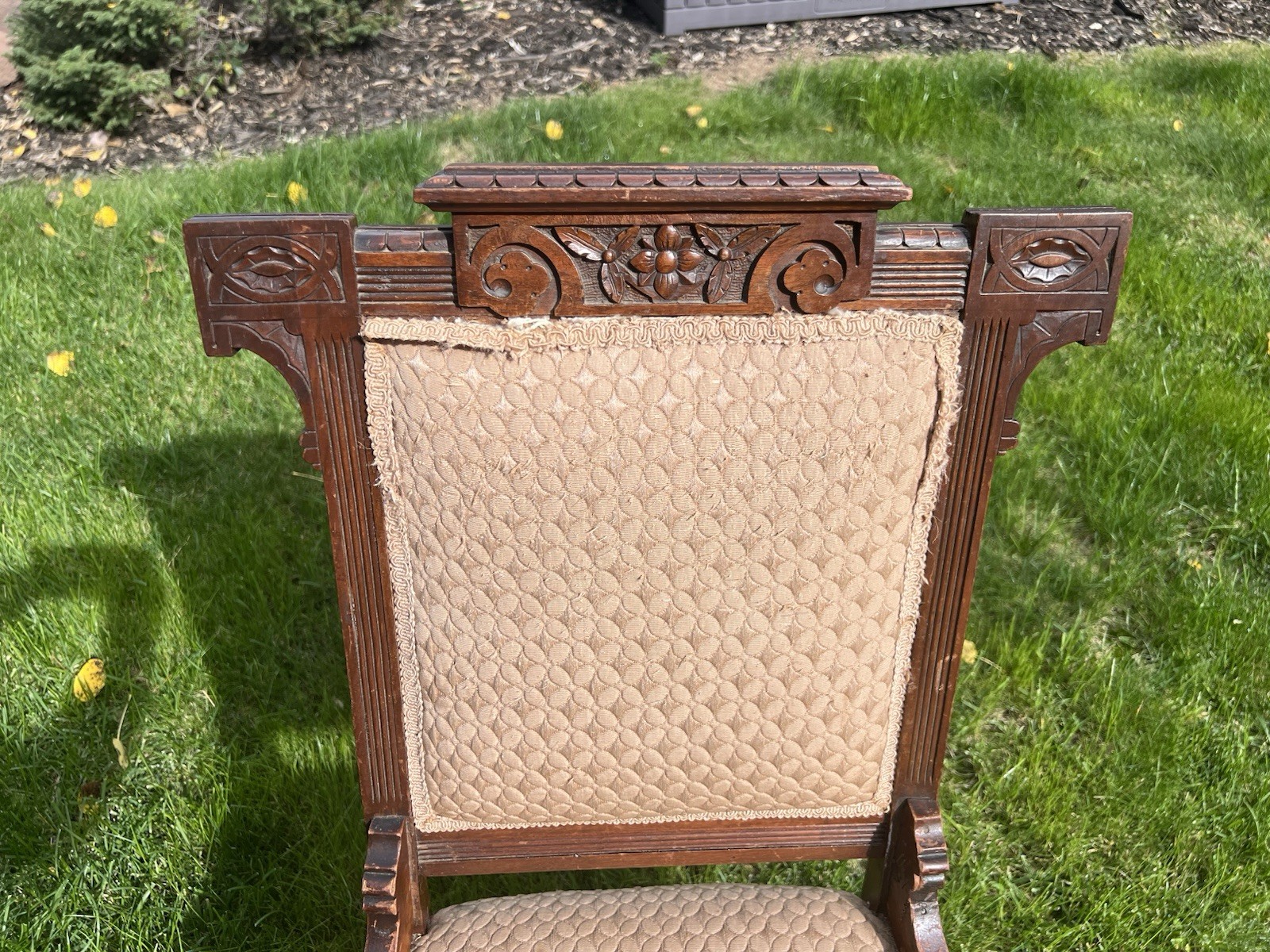 Antique Victorian Eastlake Carved Wood Parlor Chair Floral Crest Casters c.1880s