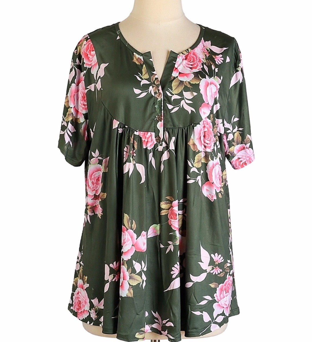 NWT Allegrace Top Plus Size 2X S/S Stretchy Tunic Shirt Green Pink Roses Floral NWT Allegrace Top Plus Size 2X S/S Stretchy Tunic Shirt Green Pink Roses Floral