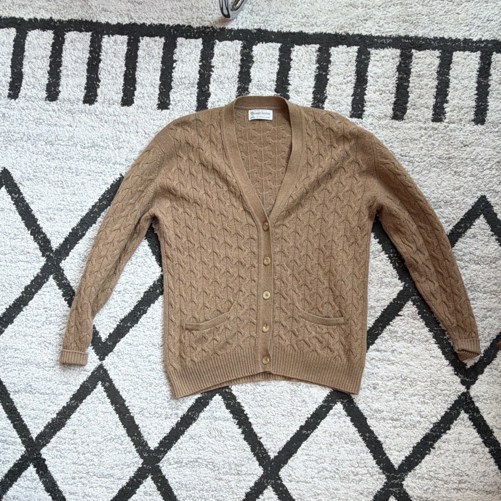 Vintage William Lockie Camelhair Cable Knit Cardigan Made in Scotland Mens 46 XL