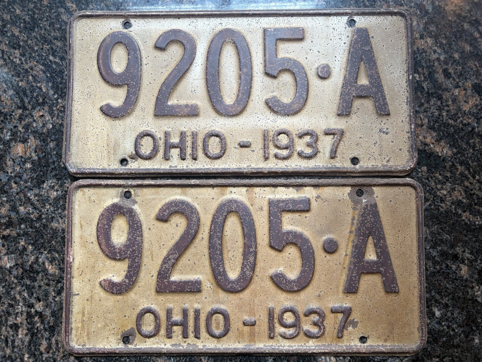 Matched Pair Of Vintage 1937 Ohio License Plates 