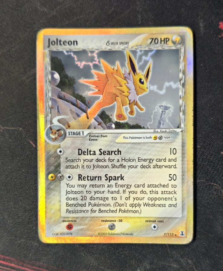 The Pokémon Company Jolteon Delta Species 7/113 EX Delta Species Holo