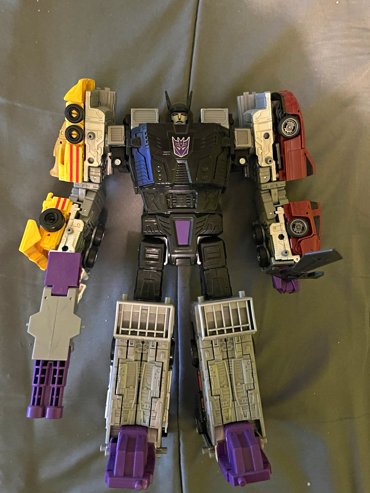 Transformers Legacy Menasor Combiner Transformers Legacy Menasor Combiner