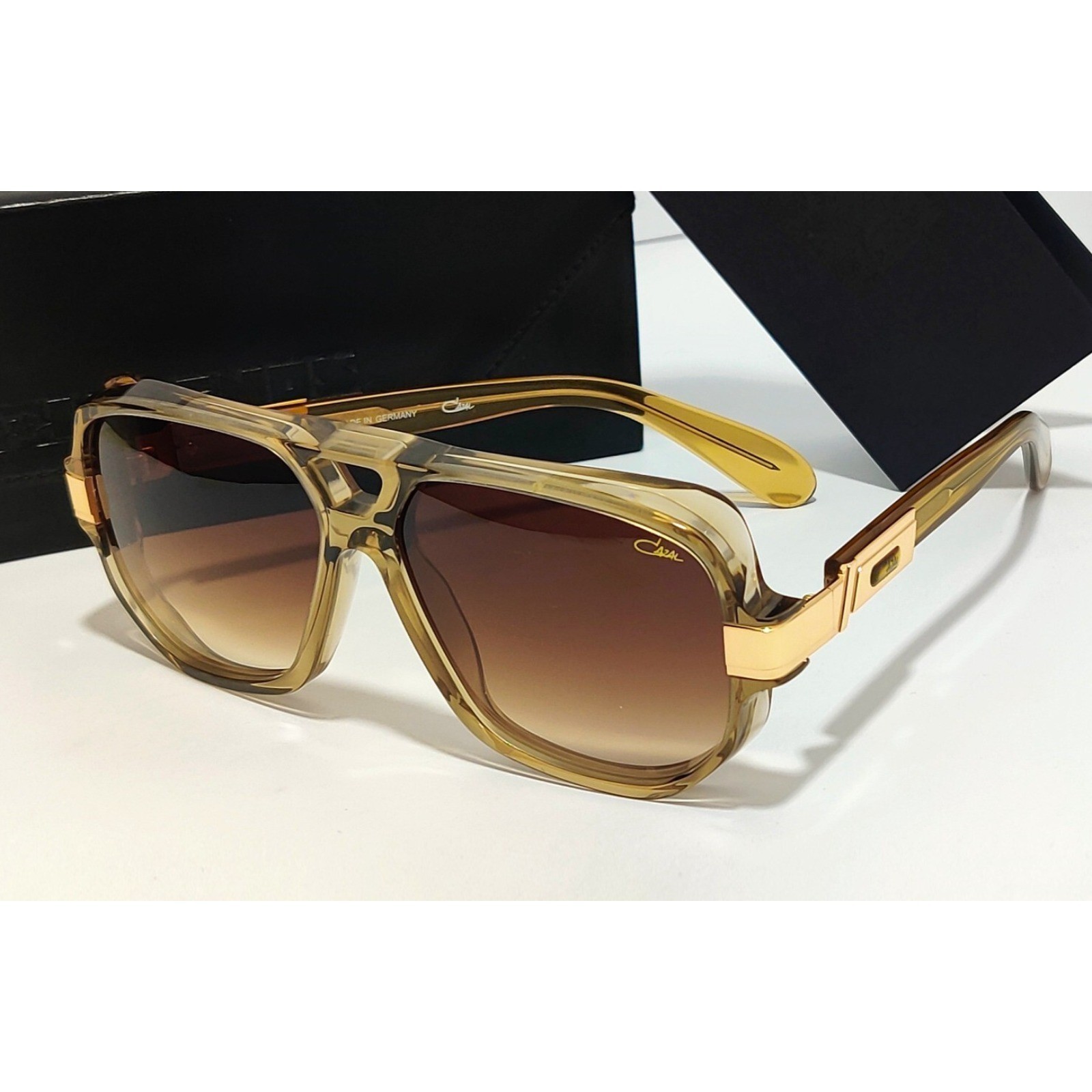 Sunglasses Gold Crystal Gold Frame Brown Tinted Lens Men\'s Women\'s Eyewear Sunglasses Gold Crystal Gold Frame Brown Tinted Lens Men\'s Women\'s Eyewear