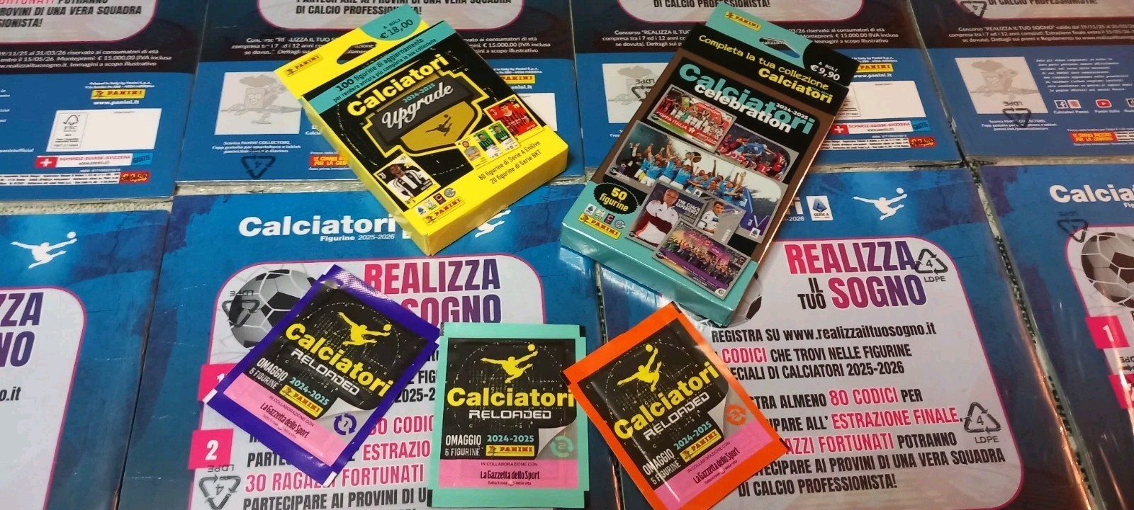 PANINI FOOTBALLERS UPGRADE UPDATES 2024-25 +CELEBRATION +3 RELOADED SACHETS PANINI FOOTBALLERS UPGRADE UPDATES 2024-25 +CELEBRATION +3 RELOADED SACHETS
