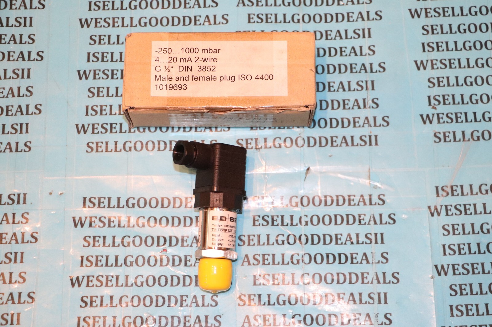BD Sensors DMP343 Pressure Transmitter 100-D220-1-3-100-100-000 New