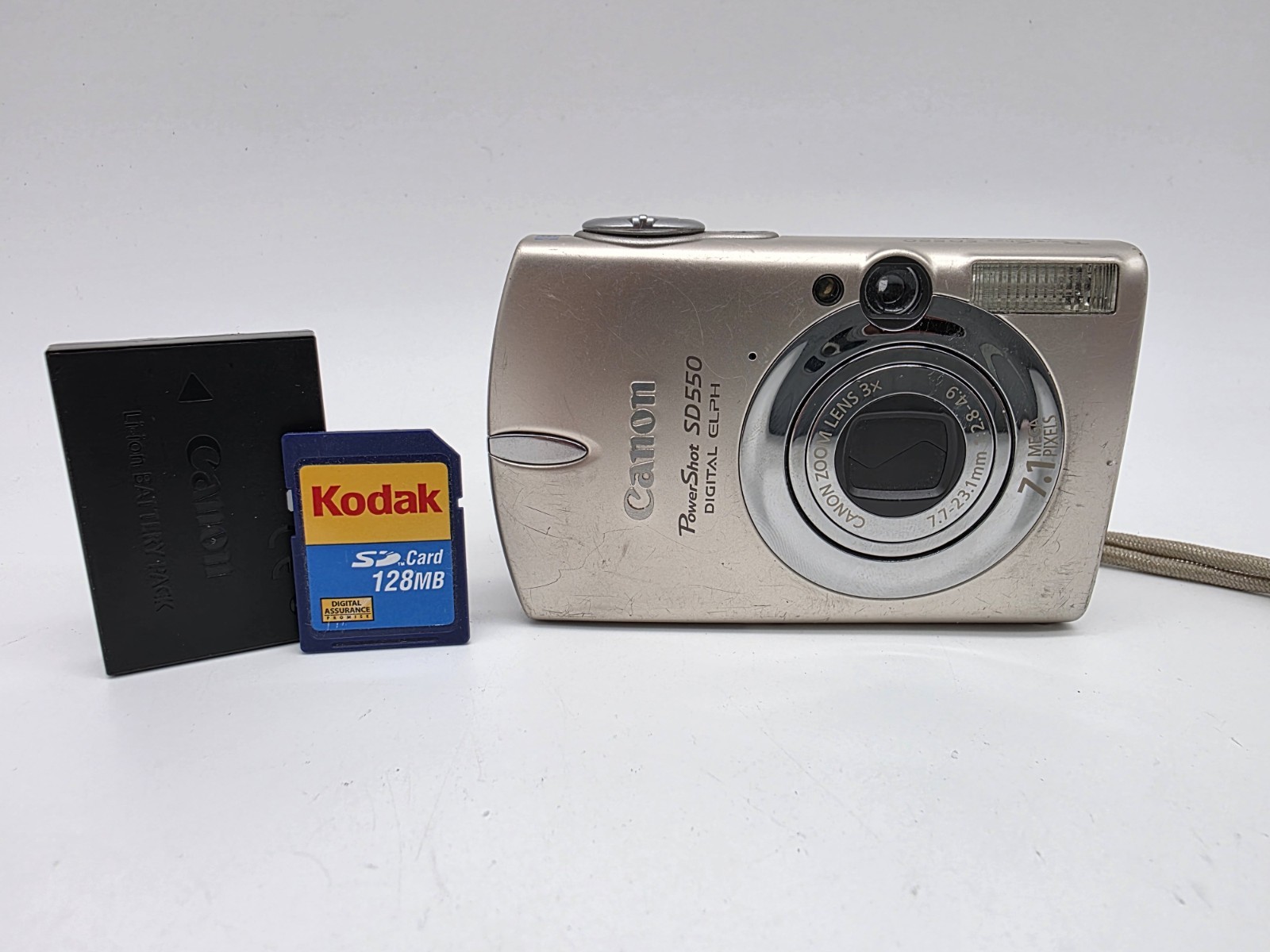 Canon PowerShot Digital ELPH SD550 7.1MP 3x Zoom Camera W/ Battery SD Card