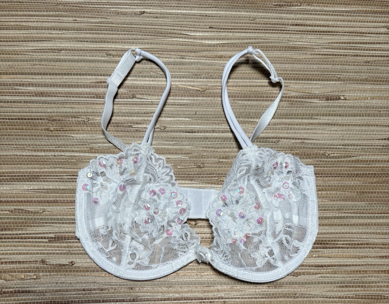 Frederick\'s of Hollywood 34C White Floral Sheer Lace Underwire Balconette Bra Frederick\'s of Hollywood 34C White Floral Sheer Lace Underwire Balconette Bra